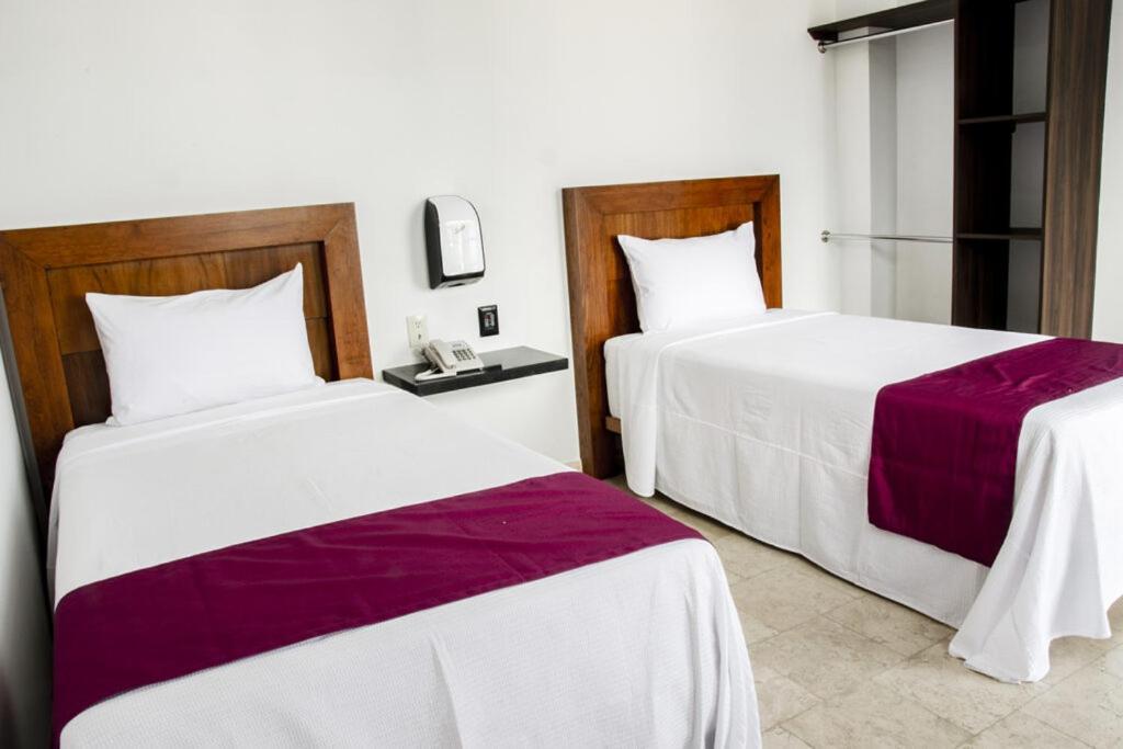 Motel Moon Πουέμπλα Εξωτερικό φωτογραφία